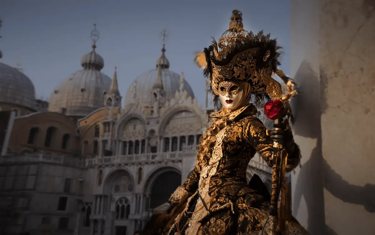 LingQ Italian course image with authentic Italian content